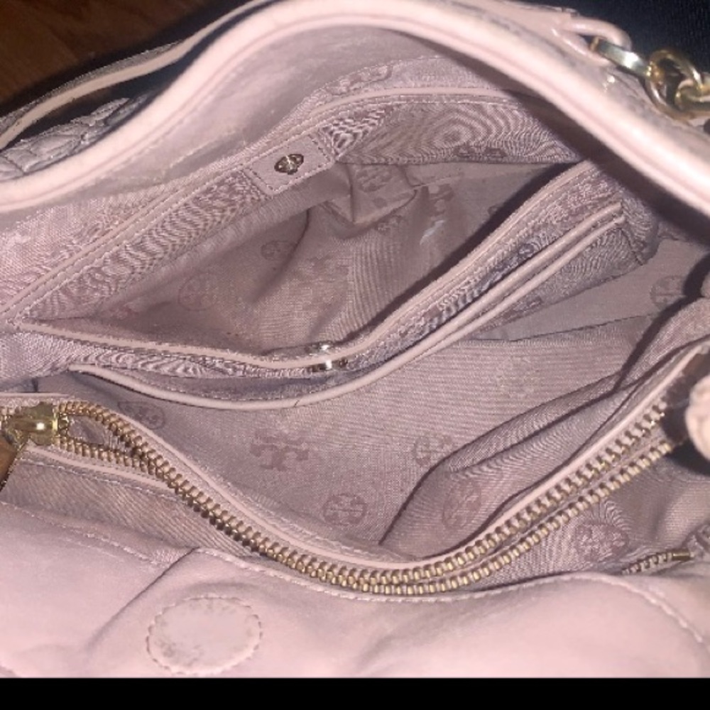 Tory Burch Marion Diamond Quilted Leather Tote - Picture 12 of 14